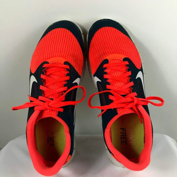NIKE Free 4.0 v3 - Size 9 - Picture 3 of 7